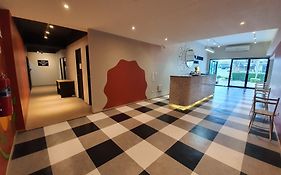 Platinum Hotel